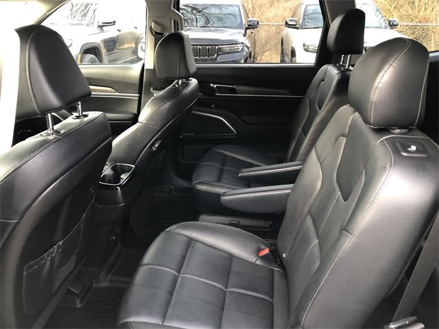 Thumbnail: 2022 Kia Telluride - 9