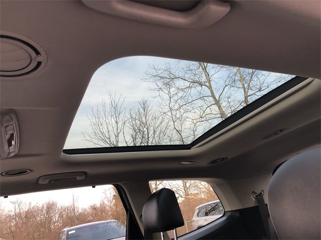 Thumbnail: 2022 Kia Telluride - 30