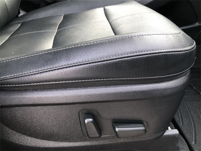 Thumbnail: 2022 Kia Telluride - 35