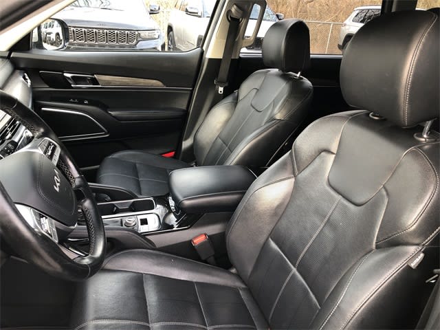 Thumbnail: 2022 Kia Telluride - 8