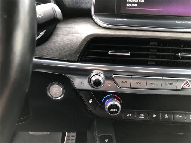 Thumbnail: 2022 Kia Telluride - 22