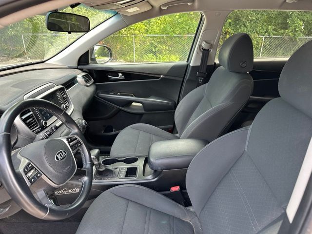 Thumbnail: 2020 Kia Sorento - 7