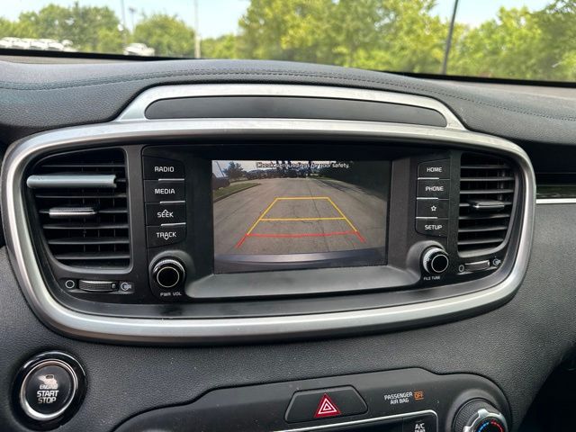Thumbnail: 2020 Kia Sorento - 14