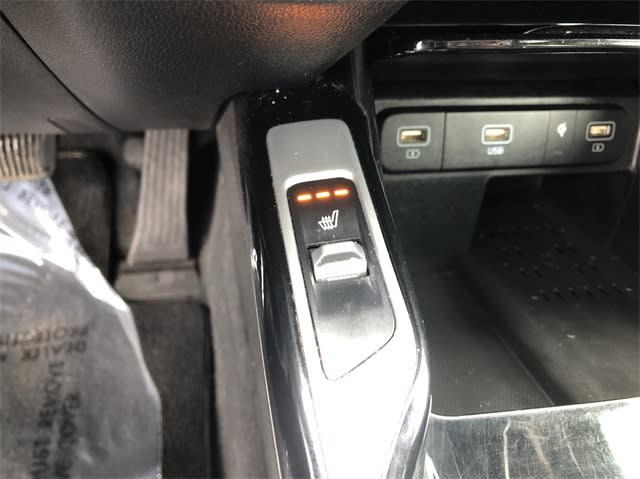 2021 Kia Sorento SX 24
