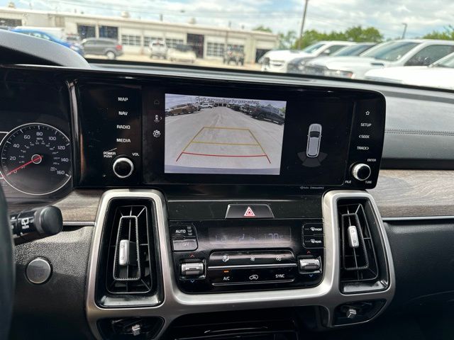 Thumbnail: 2022 Kia Sorento - 13