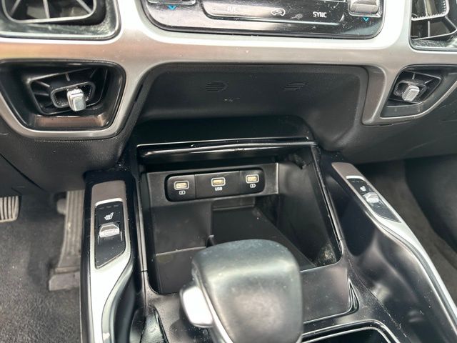Thumbnail: 2022 Kia Sorento - 14