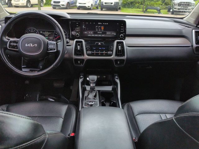 Thumbnail: 2022 Kia Sorento - 9