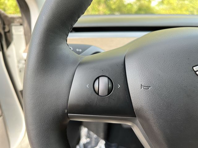 Thumbnail: 2021 Tesla Model 3 - 24