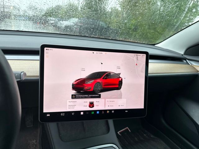 Thumbnail: 2023 Tesla Model 3 - 7