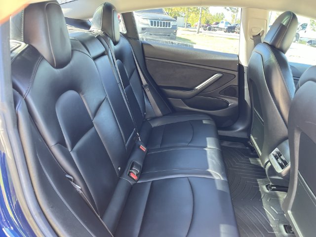 Thumbnail: 2018 Tesla Model 3 - 21