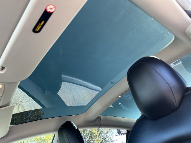 Thumbnail: 2018 Tesla Model 3 - 20