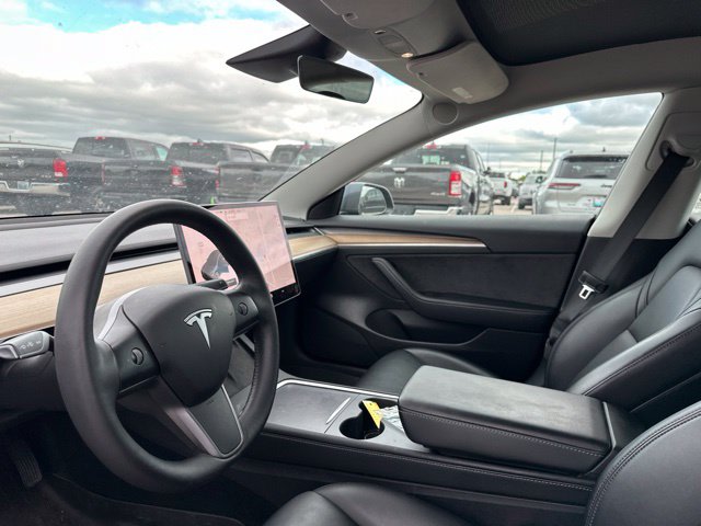 Thumbnail: 2022 Tesla Model 3 - 2