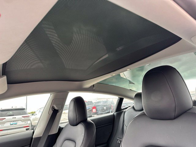 Thumbnail: 2022 Tesla Model 3 - 6