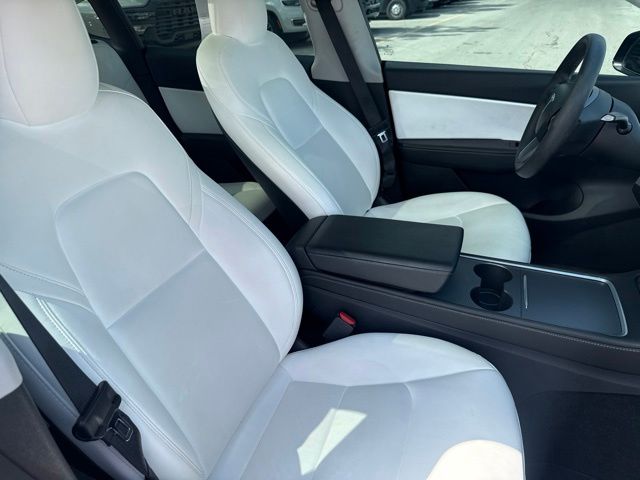Thumbnail: 2021 Tesla Model Y - 9