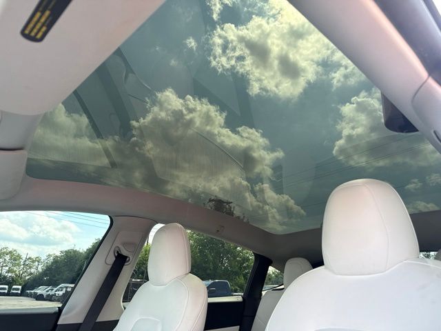 Thumbnail: 2021 Tesla Model Y - 21