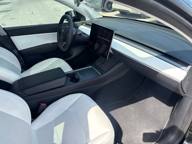 Thumbnail: 2021 Tesla Model Y - 12