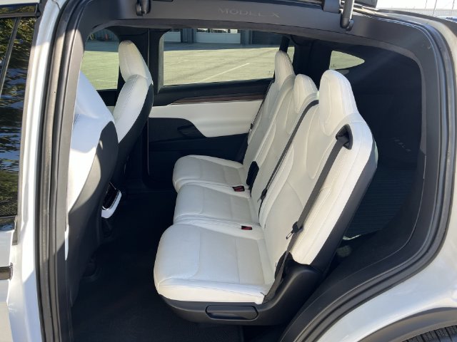 Thumbnail: 2022 Tesla Model X - 11