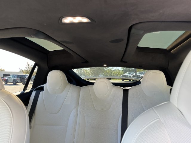 Thumbnail: 2022 Tesla Model X - 20
