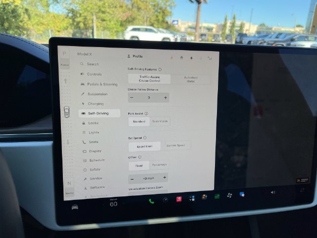 Thumbnail: 2022 Tesla Model X - 35