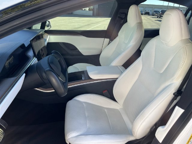 Thumbnail: 2022 Tesla Model X - 9