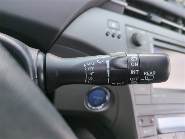 Thumbnail: 2015 Toyota Prius - 15