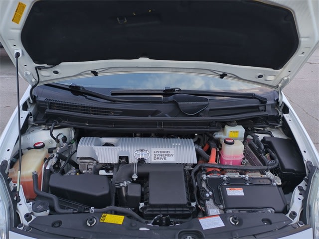 Thumbnail: 2015 Toyota Prius - 9