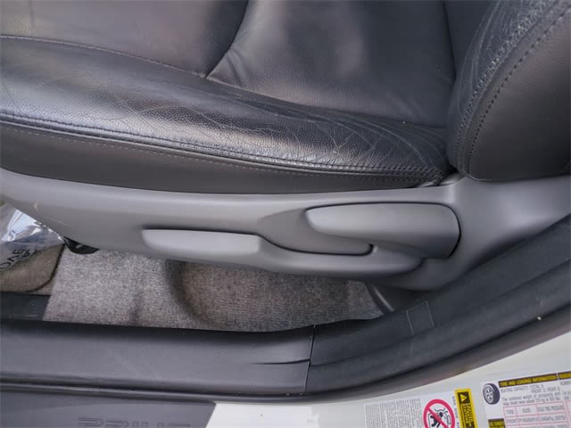 Thumbnail: 2015 Toyota Prius - 27