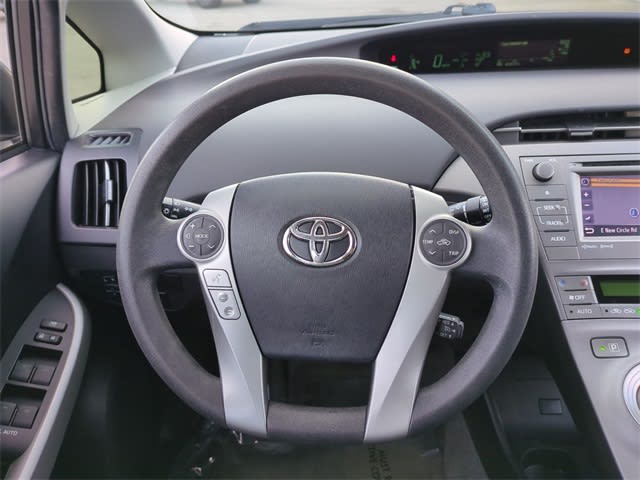 Thumbnail: 2015 Toyota Prius - 14