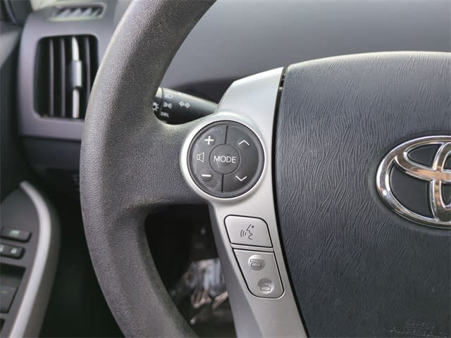 Thumbnail: 2015 Toyota Prius - 30