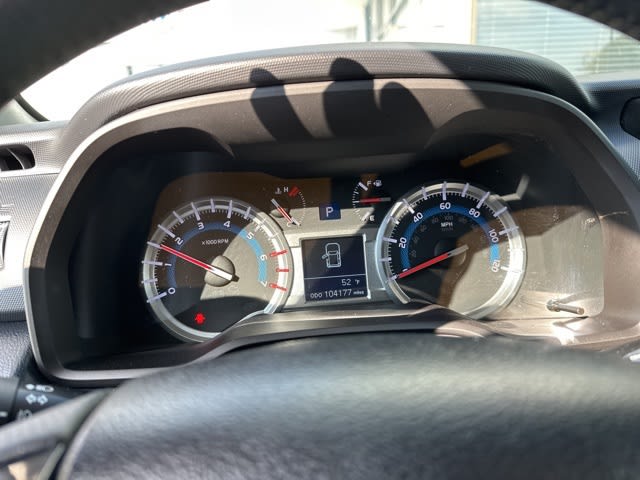 Thumbnail: 2014 Toyota 4Runner - 10