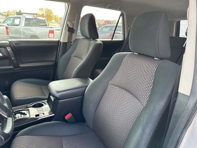 Thumbnail: 2014 Toyota 4Runner - 7