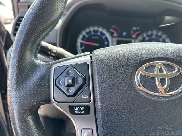 Thumbnail: 2015 Toyota 4Runner - 16