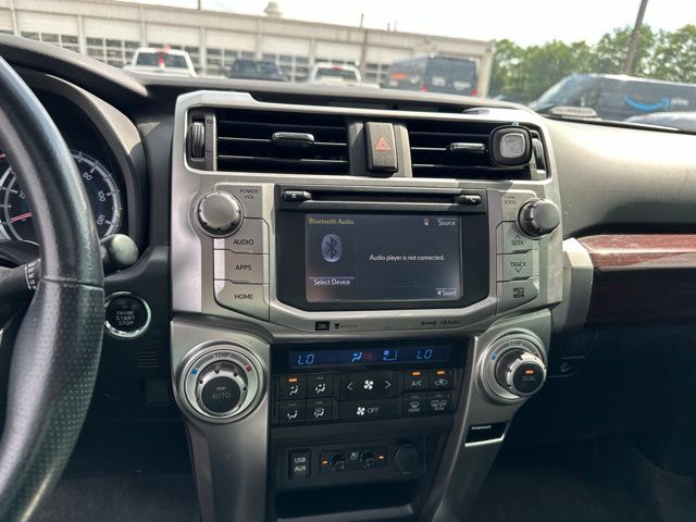 Thumbnail: 2016 Toyota 4Runner - 9