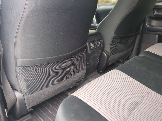 Thumbnail: 2019 Toyota 4Runner - 25