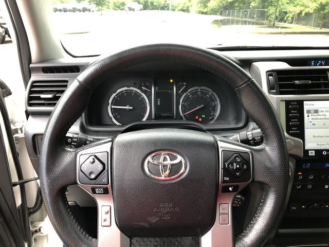 Thumbnail: 2020 Toyota 4Runner - 31