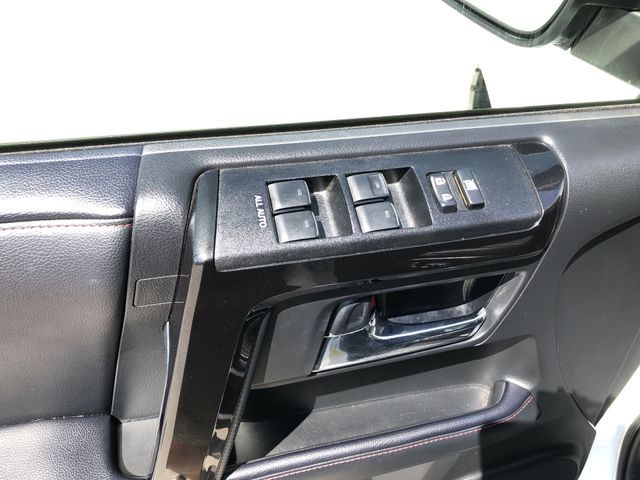 Thumbnail: 2020 Toyota 4Runner - 33