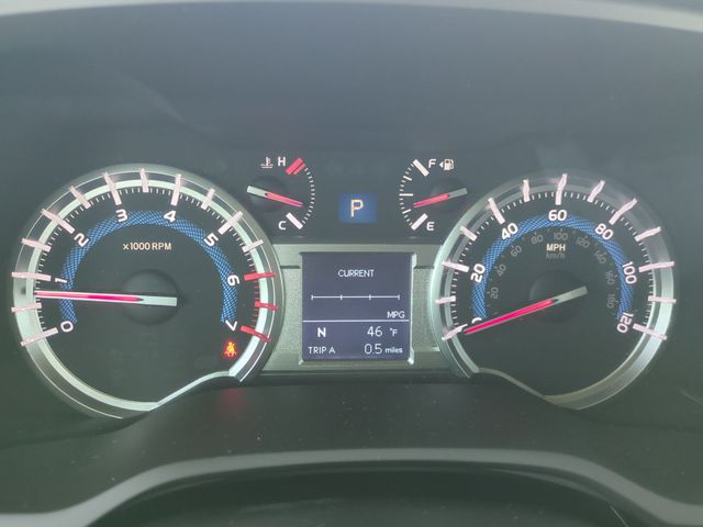 Thumbnail: 2016 Toyota 4Runner - 16