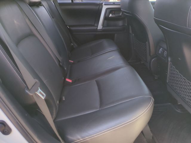 Thumbnail: 2016 Toyota 4Runner - 29