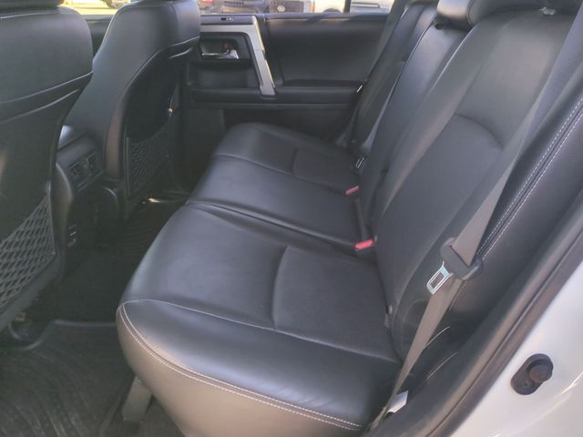 Thumbnail: 2016 Toyota 4Runner - 28