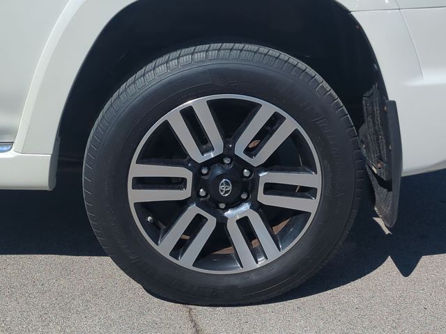 Thumbnail: 2016 Toyota 4Runner - 8