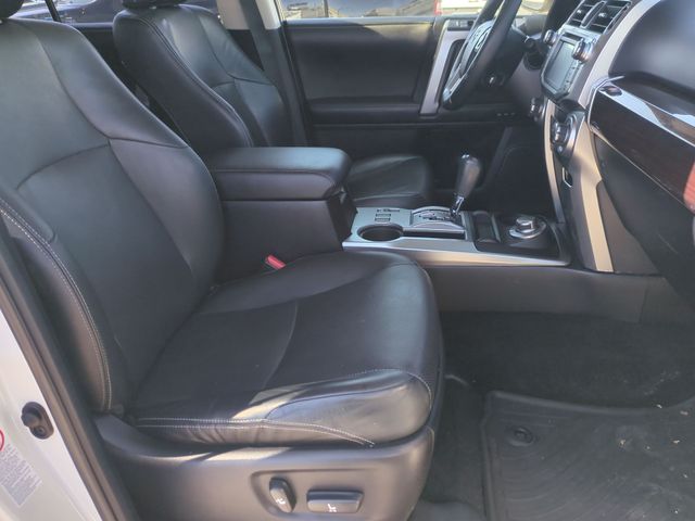 Thumbnail: 2016 Toyota 4Runner - 12