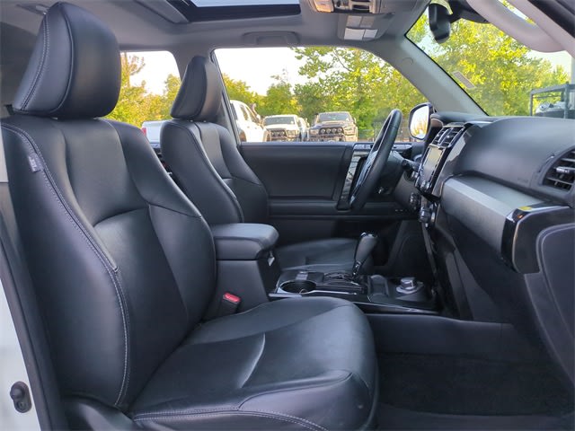 Thumbnail: 2021 Toyota 4Runner - 12