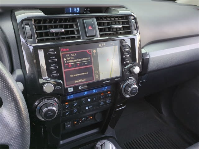 Thumbnail: 2021 Toyota 4Runner - 15