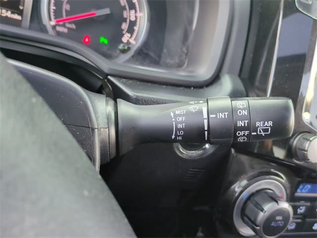 Thumbnail: 2021 Toyota 4Runner - 33
