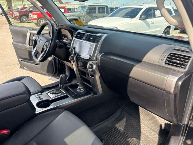 Thumbnail: 2023 Toyota 4Runner - 13