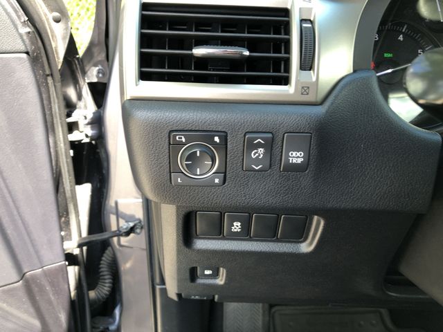 Thumbnail: 2016 Lexus GX - 34