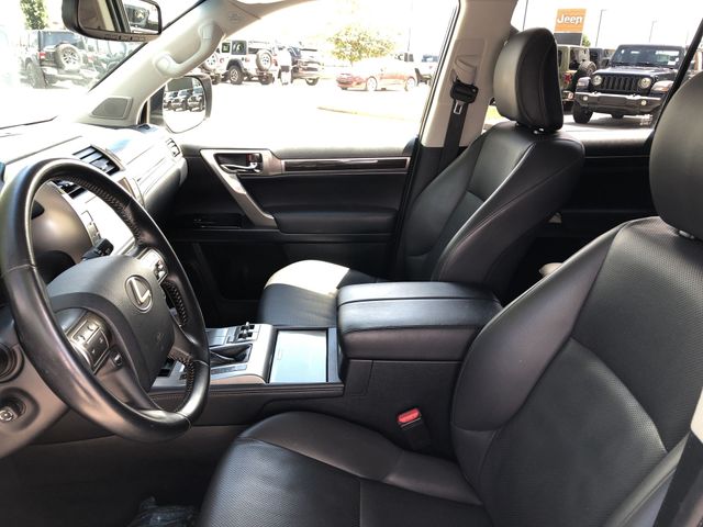 Thumbnail: 2016 Lexus GX - 25
