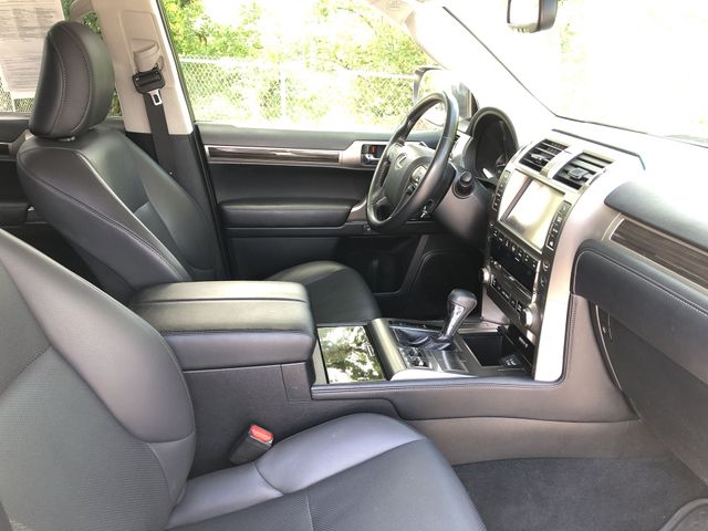 Thumbnail: 2016 Lexus GX - 41