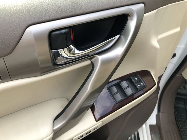Thumbnail: 2018 Lexus GX - 33