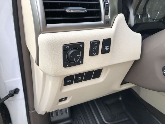 Thumbnail: 2018 Lexus GX - 34